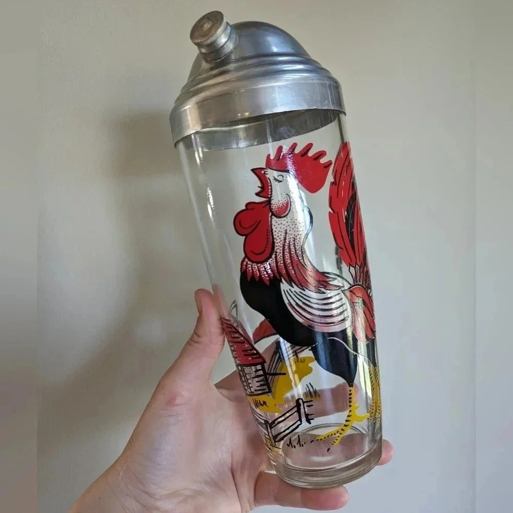 Vintage Drink Shaker Rooster Retro/MCM with Metal  lid